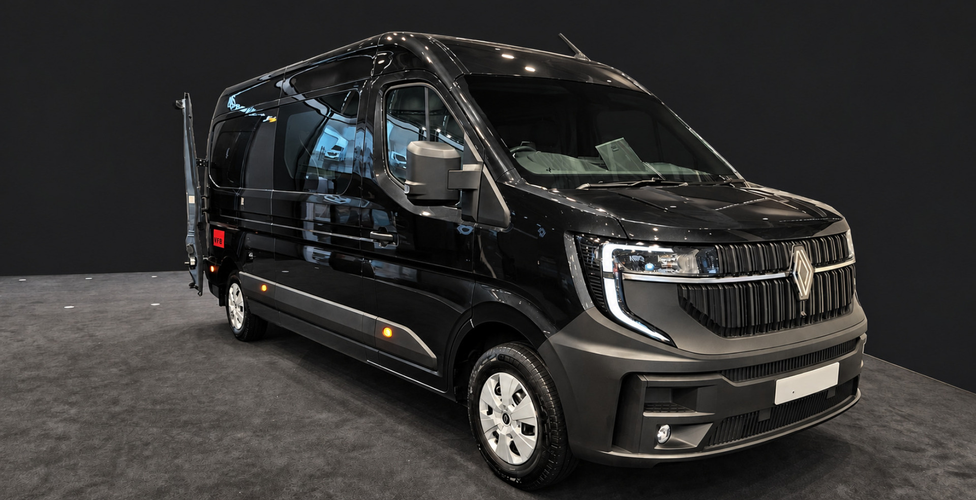 9 Seat Luxury Splitter, delivery, collection
